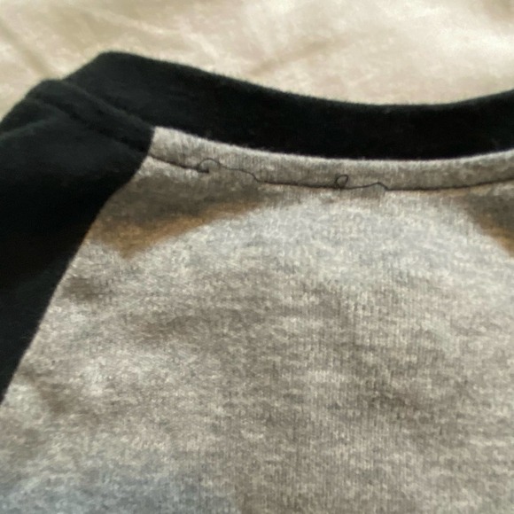 Nike lot (2) one piece footed 6 mos Preowned nike logo - Picture 12 of 12